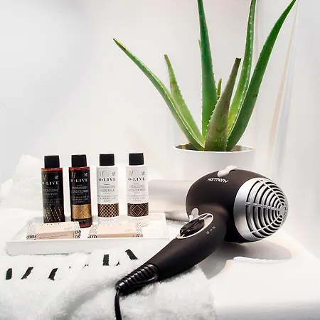 Alunia Incognito - Adults Only 4*