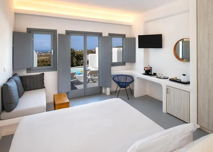 Alunia Incognito - Adults Only